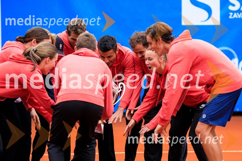  Mike Urbanija, teniški igralec;  Bor Artnak, teniški igralecBlaž Rola in Bor Artnak, zmagovalca pokala Mime Jaušovec