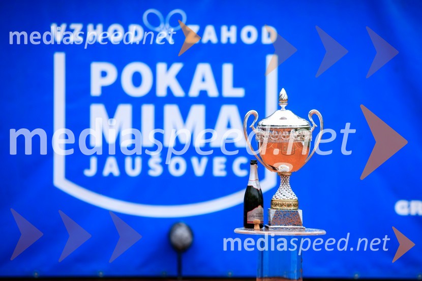 Blaž Rola in Bor Artnak, zmagovalca pokala Mime Jaušovec