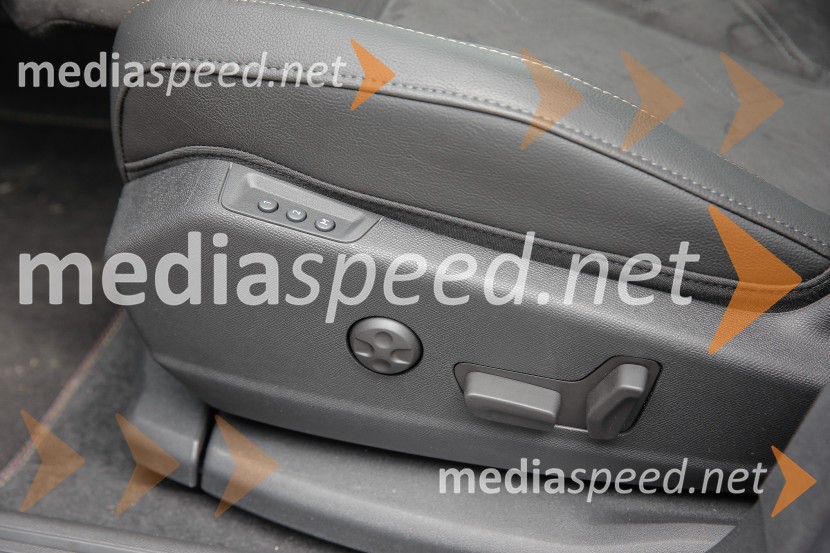 Predstavitev DS7 Crossback in DS3 Crossback