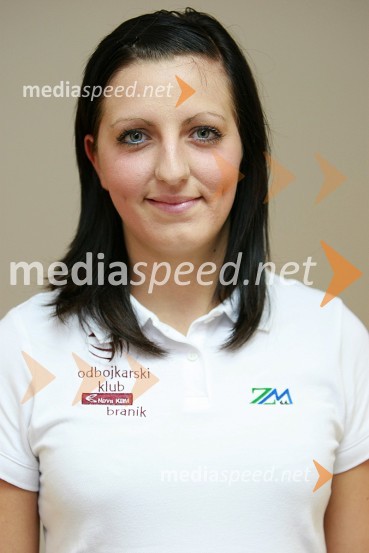 Sara Valenčič, igralka ženskega odbojkarskega kluba NKBM BranikOdbojkarski klub NKBM Branik, sezona 2008/2009
