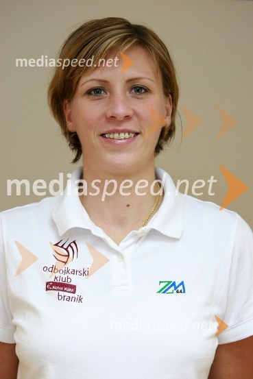 Anita Petho, igralka ženskega odbojkarskega kluba NKBM BranikOdbojkarski klub NKBM Branik, sezona 2008/2009