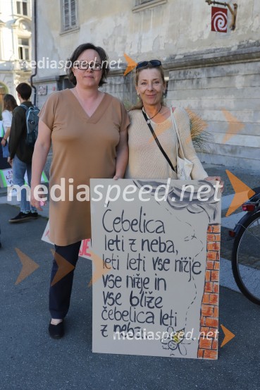  Tatjana Frangež, mestna svetnica MOM, Levica;  ... Protest v Mariboru