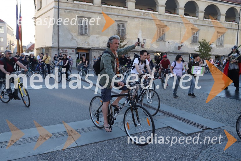  Vladimir  Vlaškalič, igralecProtest v Mariboru