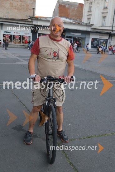  Marko Vezovišek, režiserProtest v Mariboru