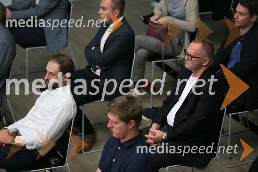  Janez Bratovž,  kuharski mojster, JB RestavracijaRazglasitev Michelinovih zvezdic v Sloveniji