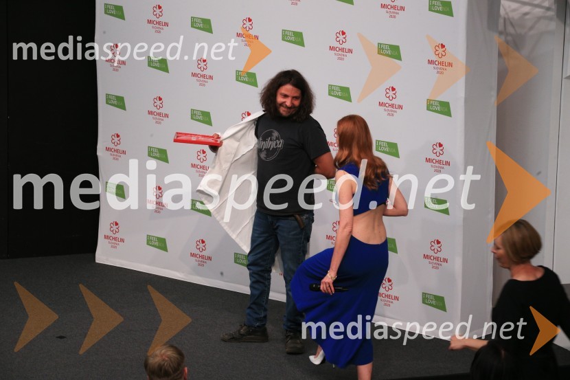  Gregor Vračko, kuharski mojster, Hiša Denk;  Mojca Mavec, voditeljicaRazglasitev Michelinovih zvezdic v Sloveniji