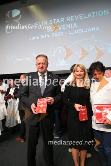  Zdravko Počivalšek, minister za gospodarski razvoj in tehnologijo; mag. Maja Pak Olaj, direktorica, Slovenska turistična organizacija;  Tomaž Kavčič, kuharski mojster, Pri Lojzetu, Zemono, podpredsednik BASSRazglasitev Michelinovih zvezdic v Sloveniji