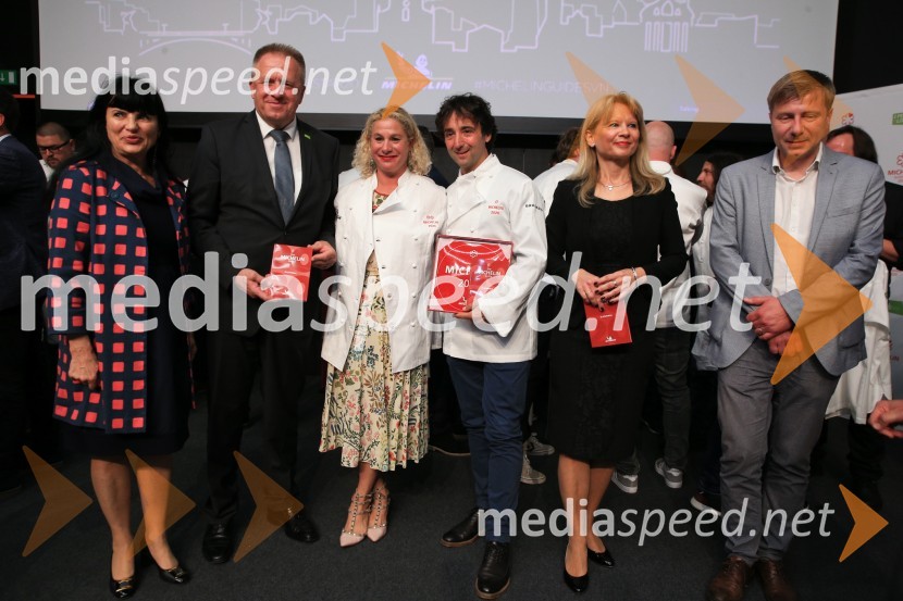 mag.  Helena  Cvikl, generalna direktorica direktorata za turizem - MGRT;  Zdravko Počivalšek, minister za gospodarski razvoj in tehnologijo;  Ana Roš Stojan, kuharska mojstrica in najboljša chefinja na svetu po izboru akademije The World's 50 Best Restaurants ter direktorica Hiše Franko;  Tomaž Kavčič, kuharski mojster, Pri Lojzetu, Zemono, podpredsednik BASS; mag. Maja Pak Olaj, direktorica, Slovenska turistična organizacija;  ... Razglasitev Michelinovih zvezdic v Sloveniji