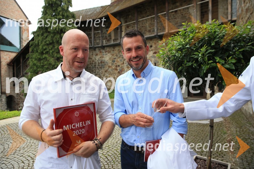  Uroš Štefelin, kuharski mojster, Villa Podvin;  Igor Jagodic, kuharski mojster, restavracija StrelecRazglasitev Michelinovih zvezdic v Sloveniji
