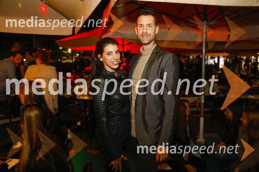  Tjaša Resnik;  Jakob Kapus, koreograf, pevecGeneracija ples, premiera kratkega filma