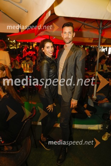  Tjaša Resnik;  Jakob Kapus, koreograf, pevecGeneracija ples, premiera kratkega filma