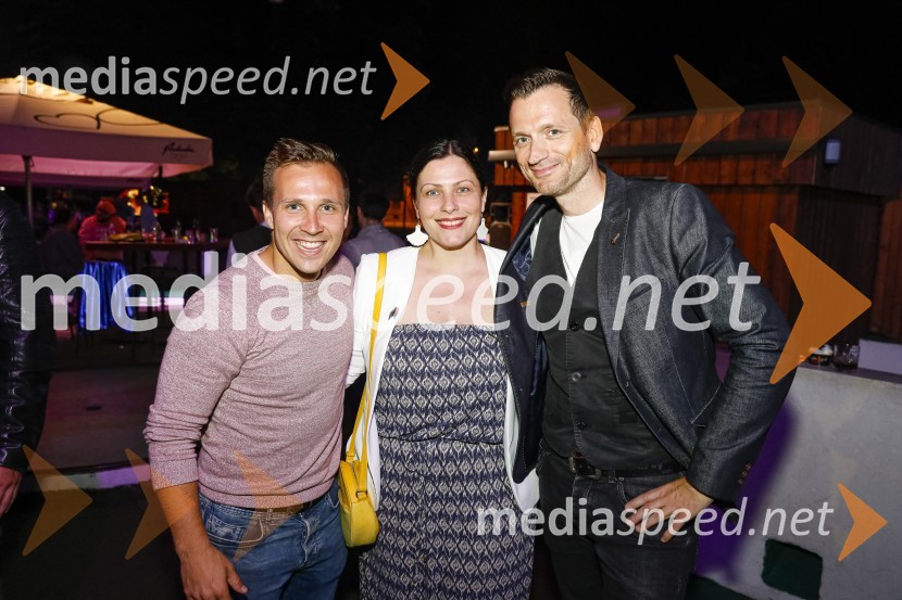  Blaž  Babič, animator;  Nuška Drašček, pevka;  ... Generacija ples, premiera kratkega filma