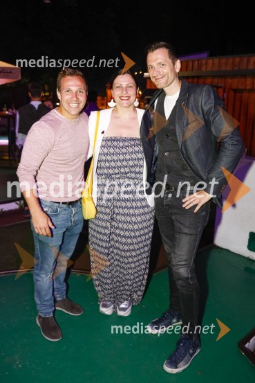  Blaž  Babič, animator;  Nuška Drašček, pevka;  ... Generacija ples, premiera kratkega filma