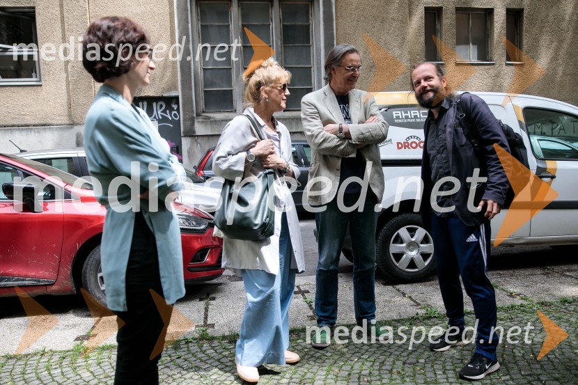  ... ;  Barbara Hieng Samobor, direktorica in umetniška vodja MGL;   Igor  Samobor, igralec, ravnatelj SNG Drama Ljubljana;  Sebastijan  Horvat, režiserNovinarska konferenca ob razgrnitvi programa 54. festivala BITEF in podelitvi festivalskih nagrad