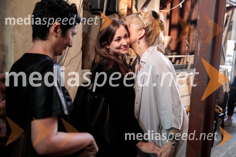  ... ;  ... ;  Barbara Hieng Samobor, direktorica in umetniška vodja MGLNovinarska konferenca ob razgrnitvi programa 54. festivala BITEF in podelitvi festivalskih nagrad