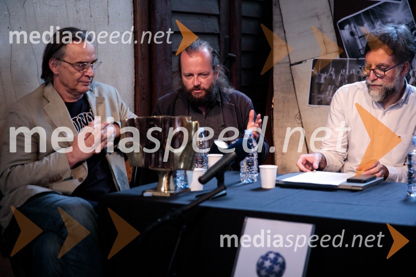   Igor  Samobor, igralec, ravnatelj SNG Drama Ljubljana;  Sebastijan  Horvat, režiser;  Ivan  Medenica, gledališki kritik, umetniški direktor festivala BITEFNovinarska konferenca ob razgrnitvi programa 54. festivala BITEF in podelitvi festivalskih nagrad