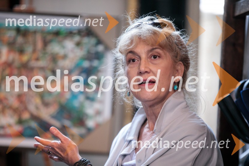  Barbara Hieng Samobor, direktorica in umetniška vodja MGLNovinarska konferenca ob razgrnitvi programa 54. festivala BITEF in podelitvi festivalskih nagrad