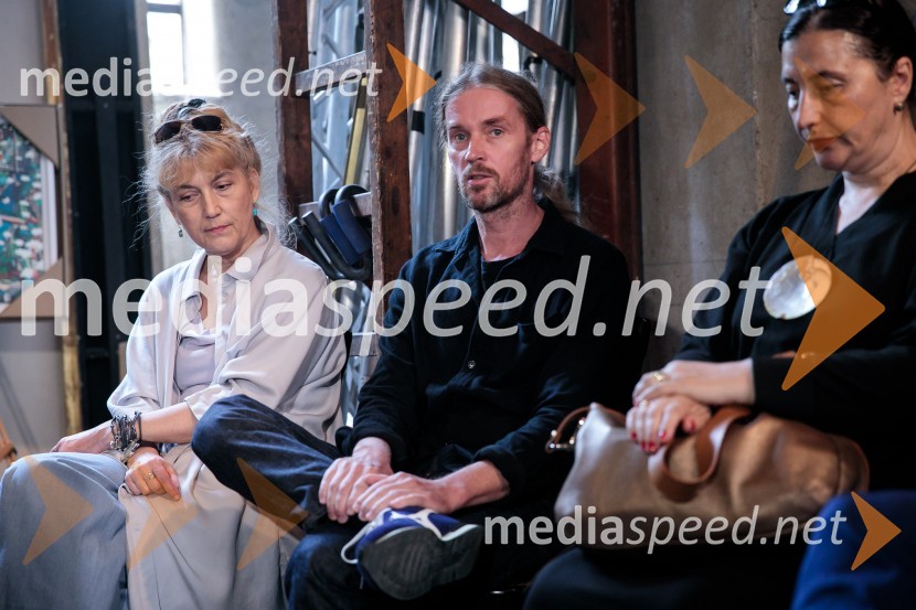  Barbara Hieng Samobor, direktorica in umetniška vodja MGL;  ... ;  ... Novinarska konferenca ob razgrnitvi programa 54. festivala BITEF in podelitvi festivalskih nagrad