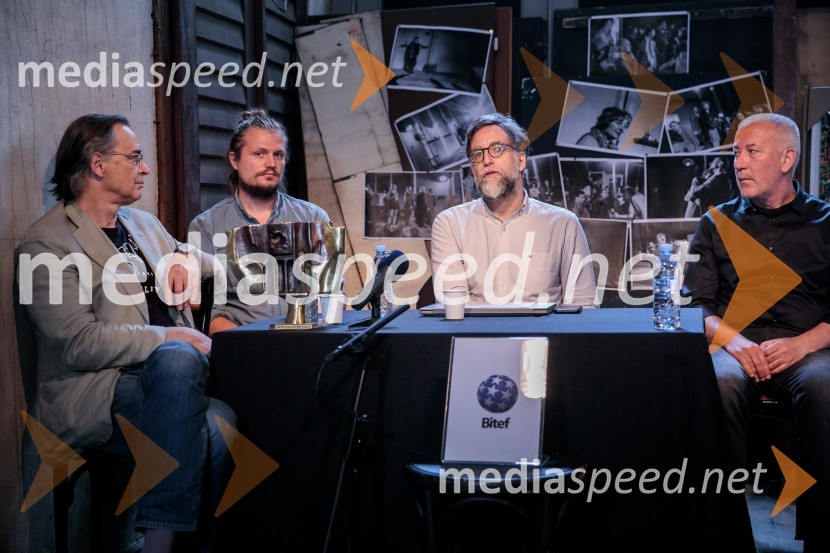   Igor  Samobor, igralec, ravnatelj SNG Drama Ljubljana;  Žiga  Divjak, režiser;  Ivan  Medenica, gledališki kritik, umetniški direktor festivala BITEF;  Ivica Buljan, režiserNovinarska konferenca ob razgrnitvi programa 54. festivala BITEF in podelitvi festivalskih nagrad