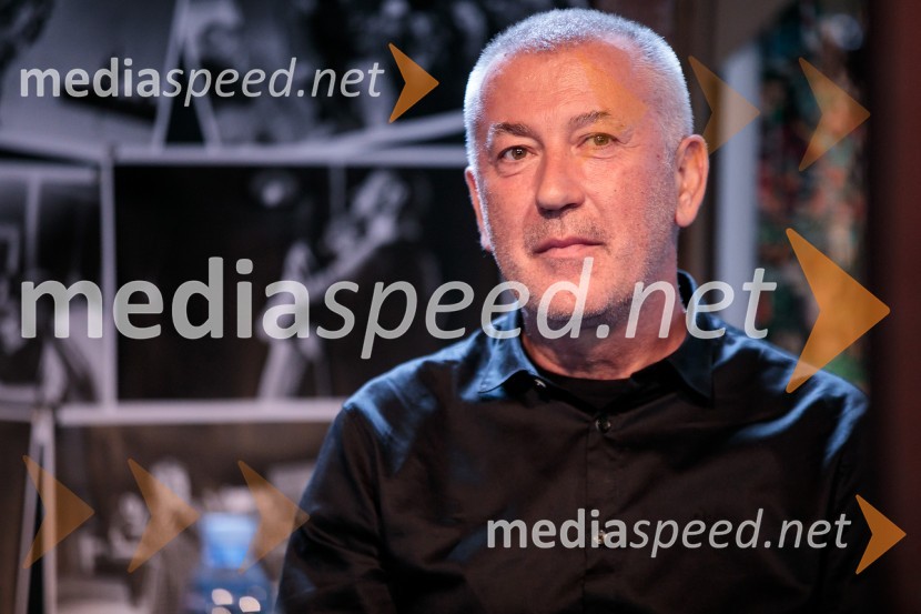  Ivica Buljan, režiserNovinarska konferenca ob razgrnitvi programa 54. festivala BITEF in podelitvi festivalskih nagrad