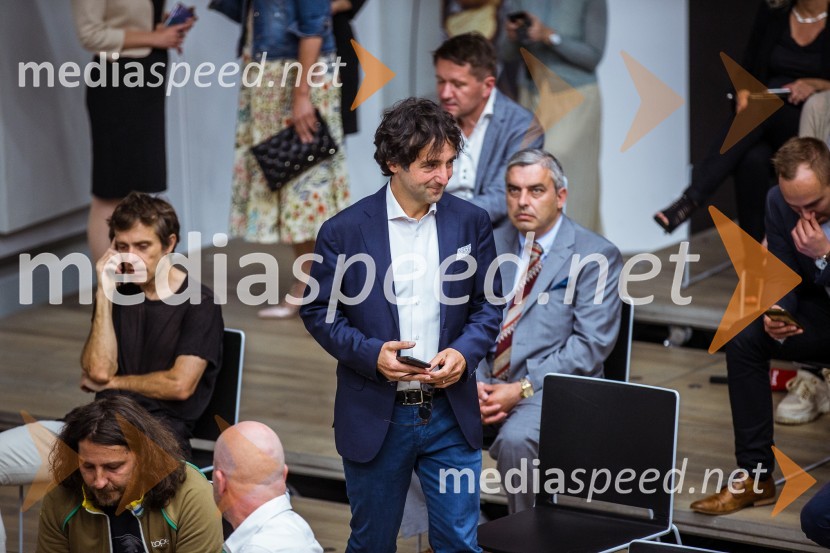  Tomaž Kavčič, kuharski mojster, Pri Lojzetu, Zemono, podpredsednik BASSRazglasitev Michelinovih zvezdic v Sloveniji