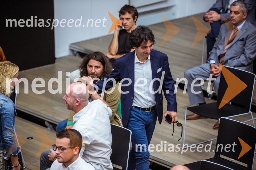  Tomaž Kavčič, kuharski mojster, Pri Lojzetu, Zemono, podpredsednik BASSRazglasitev Michelinovih zvezdic v Sloveniji