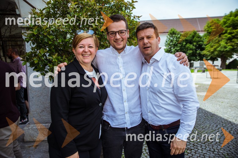  Tanja Pintarič, Gostilna Rajh;  Leon Pintarič, Gostilna Rajh;  Damir Pintarič, Gostilna RajhRazglasitev Michelinovih zvezdic v Sloveniji