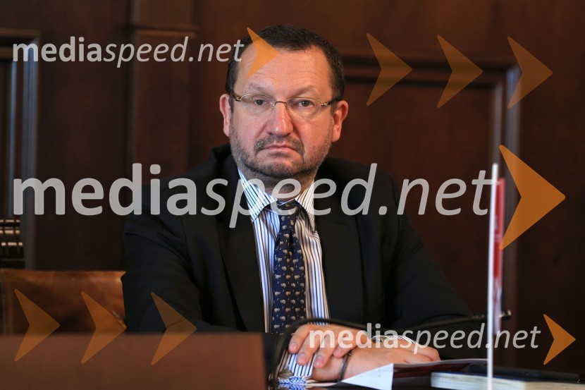  Sergej Simoniti, predsednik uprave PKZZajtrk z razlogom, Britansko-slovenska gospodarska zbornica