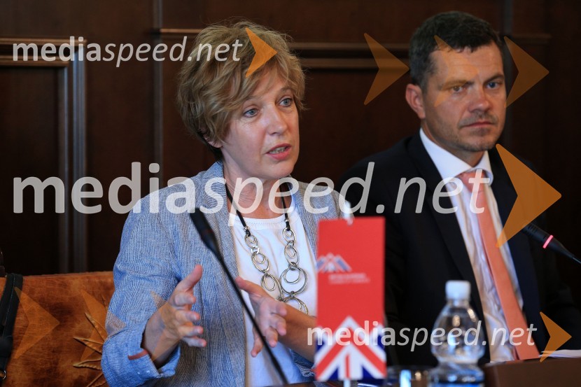 prof. dr. Elen Twrdy, Fakulteta za pomorstvo in promet, Univerza v LjubljaniZajtrk z razlogom, Britansko-slovenska gospodarska zbornica