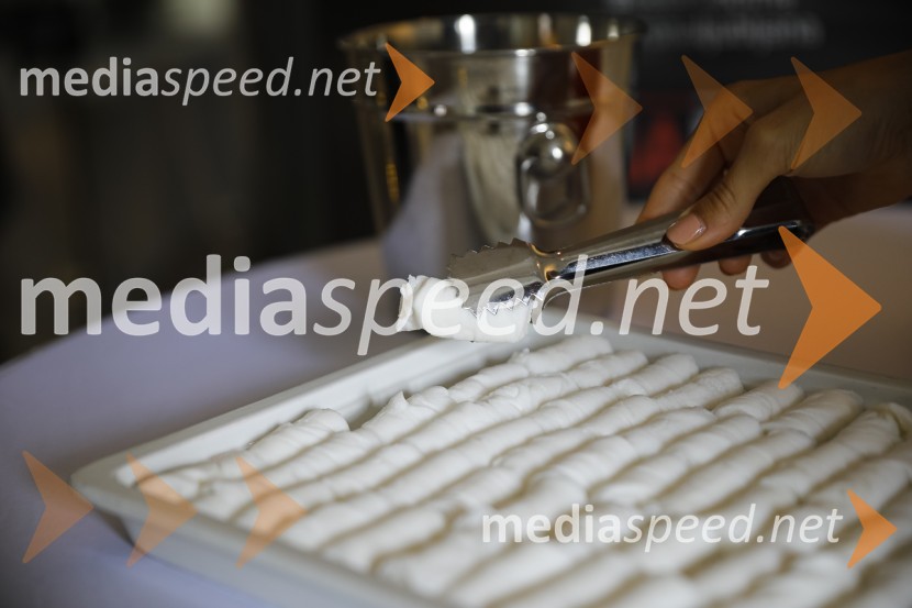 Končno v živo: Predstavitev novih standardov pri organizaciji dogodkov v prihodnje