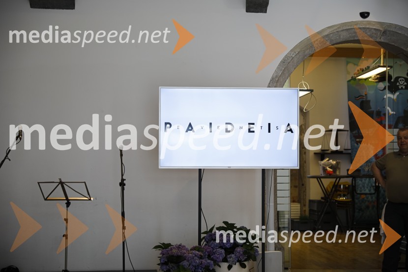 Končno v živo: Predstavitev novih standardov pri organizaciji dogodkov v prihodnje