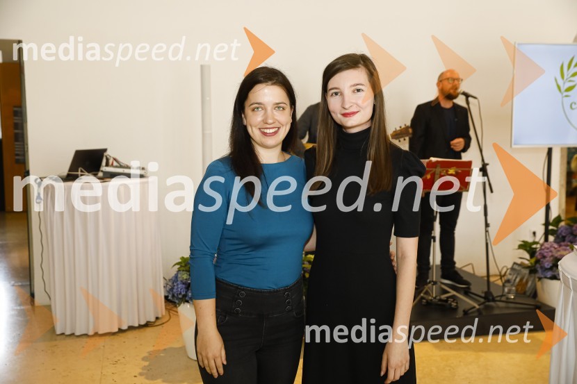  Alenka  Pangerčič, Paidea Events;  Renata  Mavsar, Paidea EventsKončno v živo: Predstavitev novih standardov pri organizaciji dogodkov v prihodnje