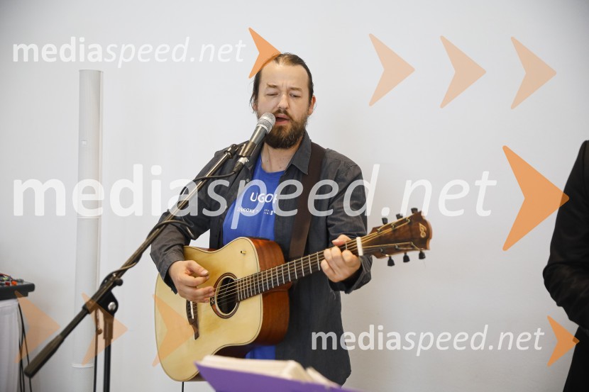 Končno v živo: Predstavitev novih standardov pri organizaciji dogodkov v prihodnje