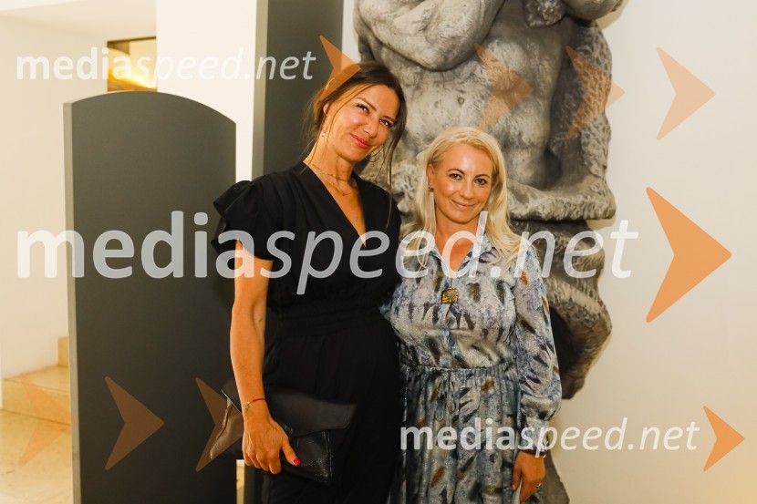  Andreja Merhar, Manikira Urban spa;  Madea Mojca Majhen, direktorica agencije Paideia EventsKončno v živo: Predstavitev novih standardov pri organizaciji dogodkov v prihodnje