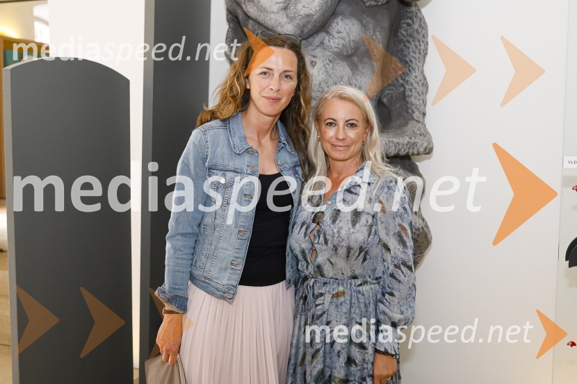  Špela Marinčič, Philip Moris International;  Madea Mojca Majhen, direktorica agencije Paideia EventsKončno v živo: Predstavitev novih standardov pri organizaciji dogodkov v prihodnje