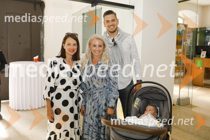  Sara  Kocjančič, direktorica projektovKončno v živo: Predstavitev novih standardov pri organizaciji dogodkov v prihodnje