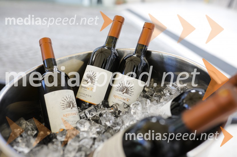 Končno v živo: Predstavitev novih standardov pri organizaciji dogodkov v prihodnje