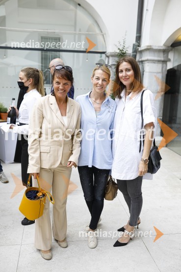 mag. Petra Stušek, direktorica, Turizem Ljubljana;  Tjaša Ficko, podžupanja, Mestna občina Ljubljana;  Karmen Žirovnik, Mestna občina LjubljanaKončno v živo: Predstavitev novih standardov pri organizaciji dogodkov v prihodnje