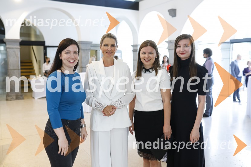 Končno v živo: Predstavitev novih standardov pri organizaciji dogodkov v prihodnje