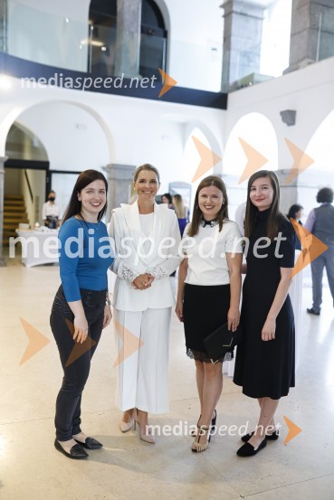 Končno v živo: Predstavitev novih standardov pri organizaciji dogodkov v prihodnje