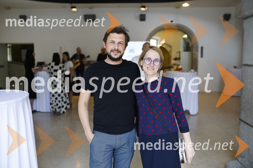 Končno v živo: Predstavitev novih standardov pri organizaciji dogodkov v prihodnje