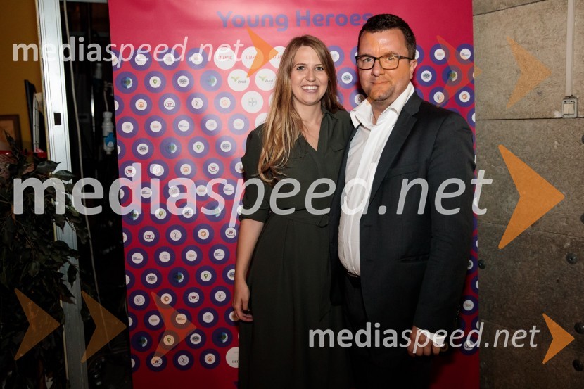  Nina Pejič, mlada raziskovalka na FDV UM;  ... Top potencial leta 2020