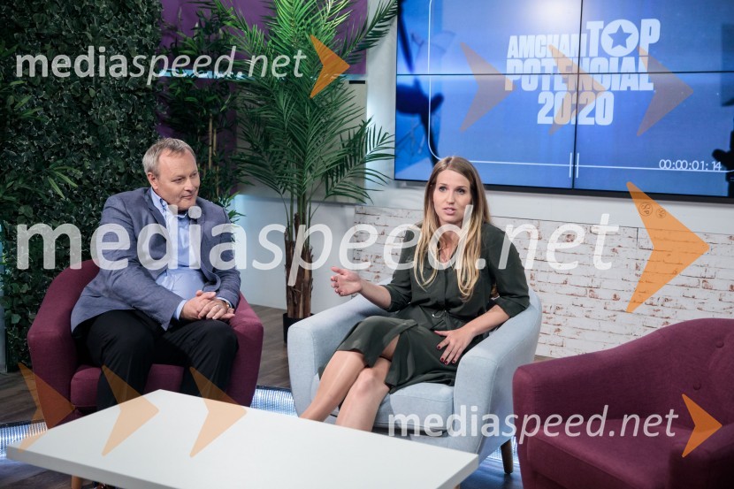  ... ;  Nina Pejič, mlada raziskovalka na FDV UMTop potencial leta 2020