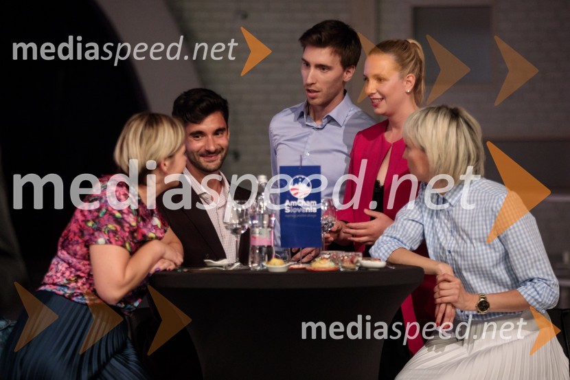  ... ;  ... ;  Dean Habuš, OptiBar;  Patricija Randl, Pivovarna Laško Union;  ... Top potencial leta 2020