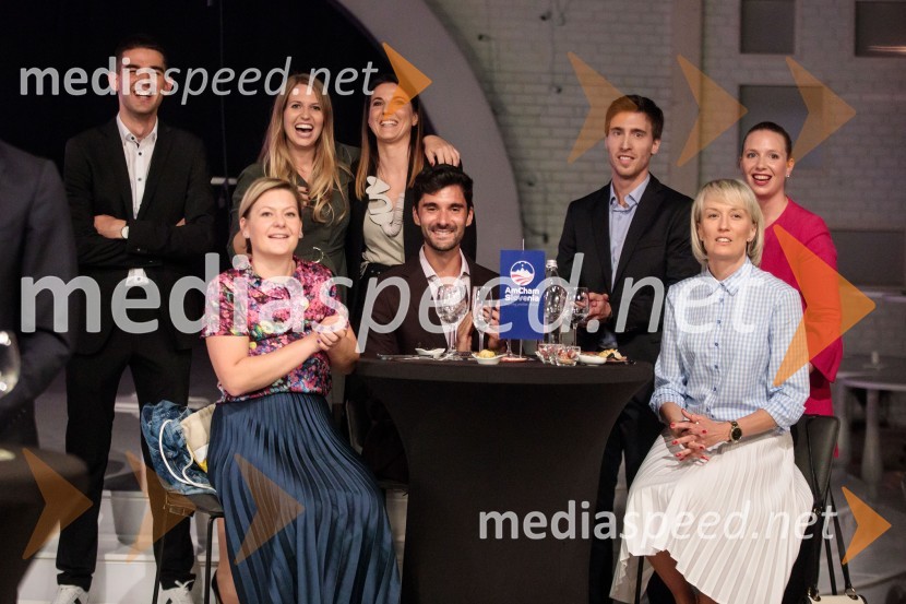  Ognan  Jakasanovski, Lek;  ... ;  Nina Pejič, mlada raziskovalka na FDV UM;  Urška Kajtner, Roche, farmacevtska družba;  ... ;  Dean Habuš, OptiBar;  ... ;  Patricija Randl, Pivovarna Laško UnionTop potencial leta 2020