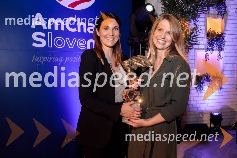  Urška Kajtner, Roche, farmacevtska družba;  Nina Pejič, mlada raziskovalka na FDV UMTop potencial leta 2020