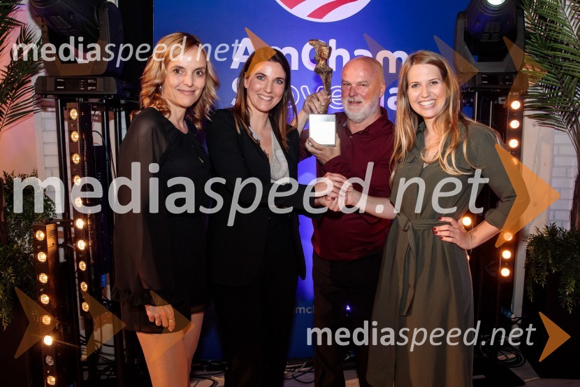  ... ;  Urška Kajtner, Roche, farmacevtska družba;  ... ;  Nina Pejič, mlada raziskovalka na FDV UMTop potencial leta 2020