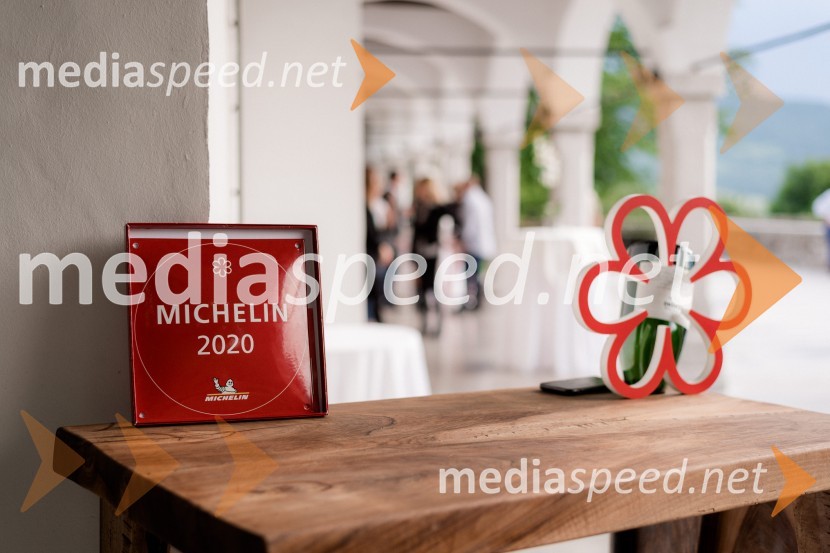 Pogostitev pri Tomažu Kavčiču ob prejemu Michelinove zvezdice