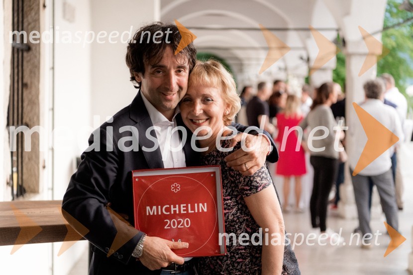  Tomaž Kavčič, kuharski mojster, Pri Lojzetu, Zemono, podpredsednik BASS;  ... Pogostitev pri Tomažu Kavčiču ob prejemu Michelinove zvezdice