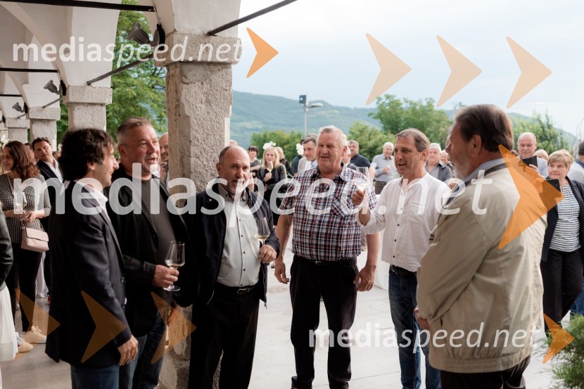 Pogostitev pri Tomažu Kavčiču ob prejemu Michelinove zvezdice